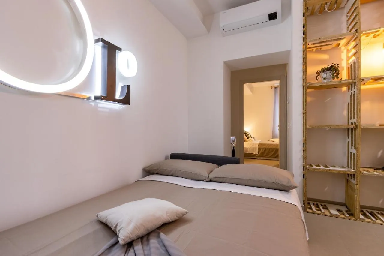Nolo37 Design Apartment/ Pasteur-Loreto Metro/Ac Milan Italy